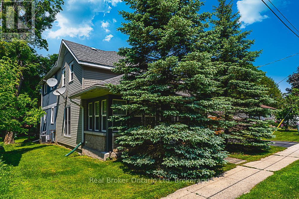 144 Loucks Lane, Chatsworth, Ontario  N0H 1G0 - Photo 3 - X12419335
