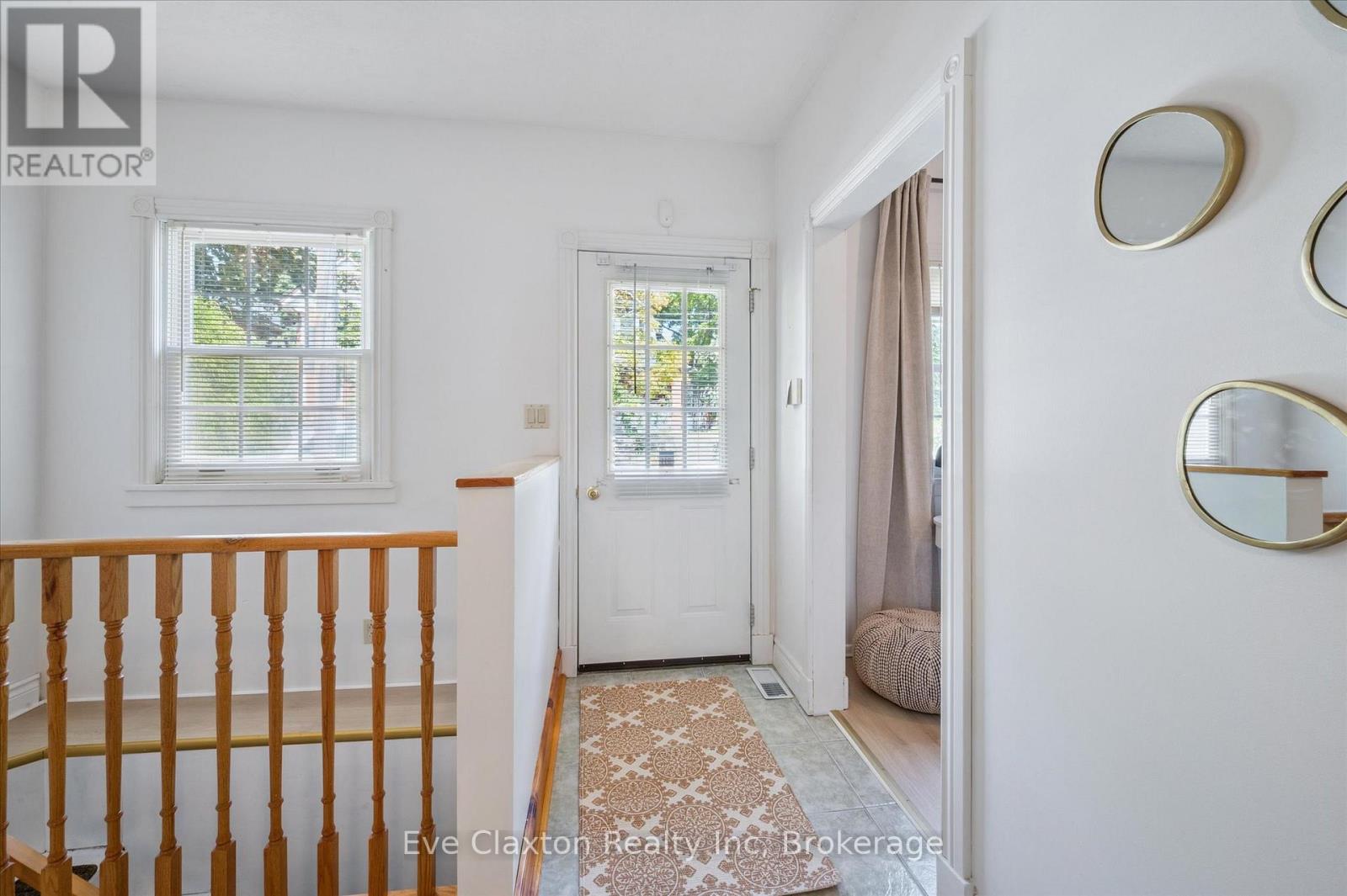 140 Arthur Street N, Guelph, Ontario  N1E 4V2 - Photo 3 - X12419505