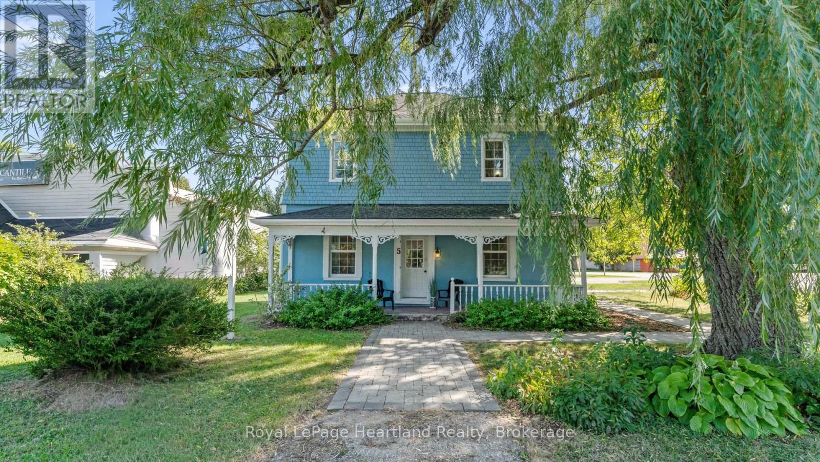 5 THE SQUARE, Bluewater, Ontario