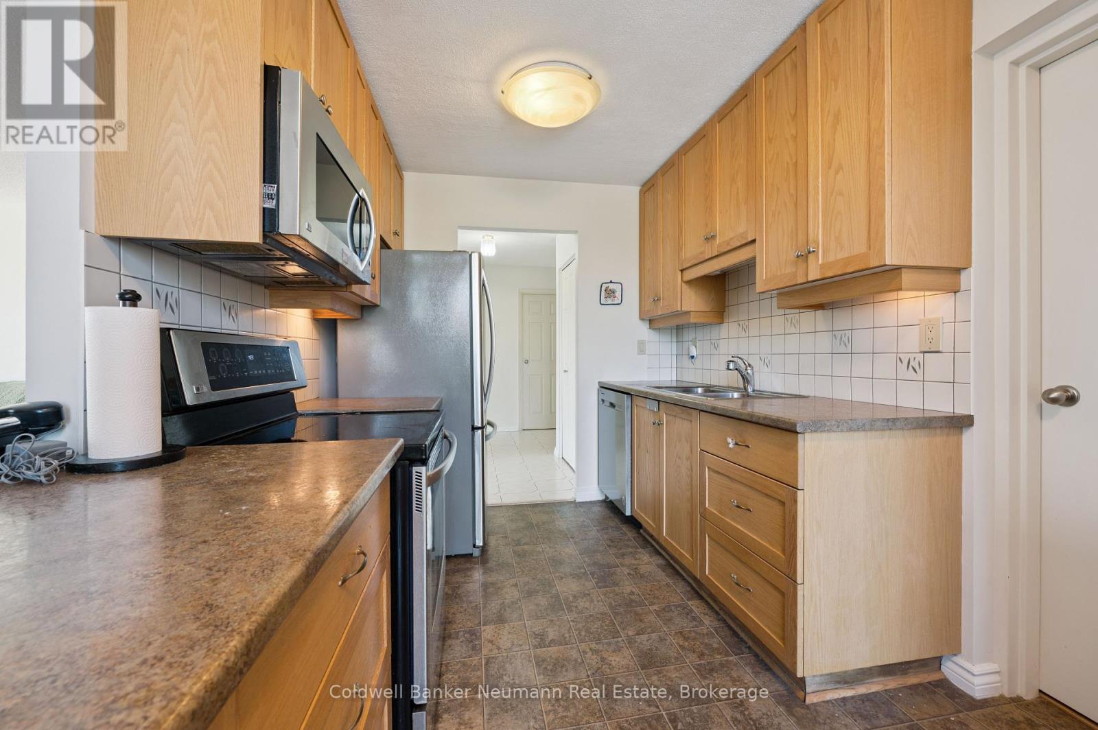 303 - 19 Woodlawn Road E, Guelph, Ontario  N1H 7B1 - Photo 20 - X12419598