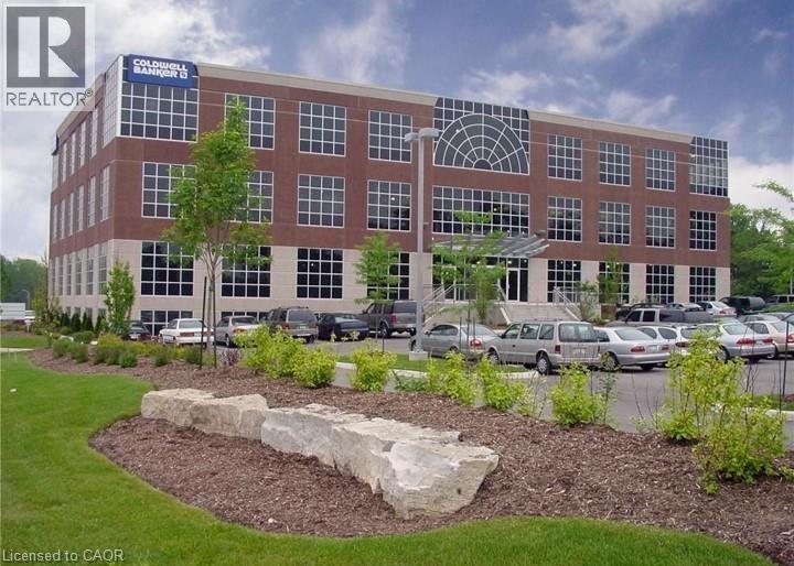 508 RIVERBEND Drive Unit# 82, Kitchener, Ontario