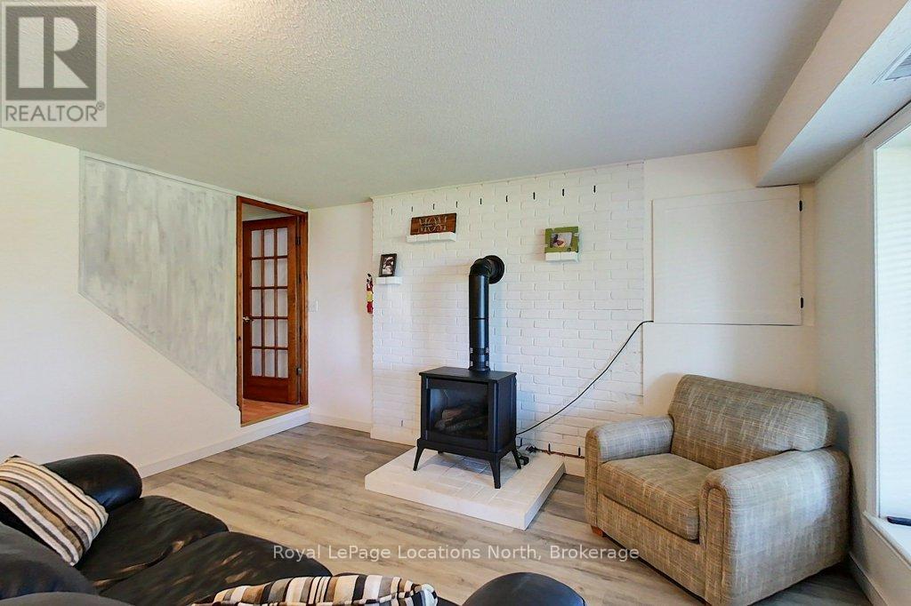 306 Lakeshore Road N, Meaford, Ontario  N4L 0A7 - Photo 28 - X12419900