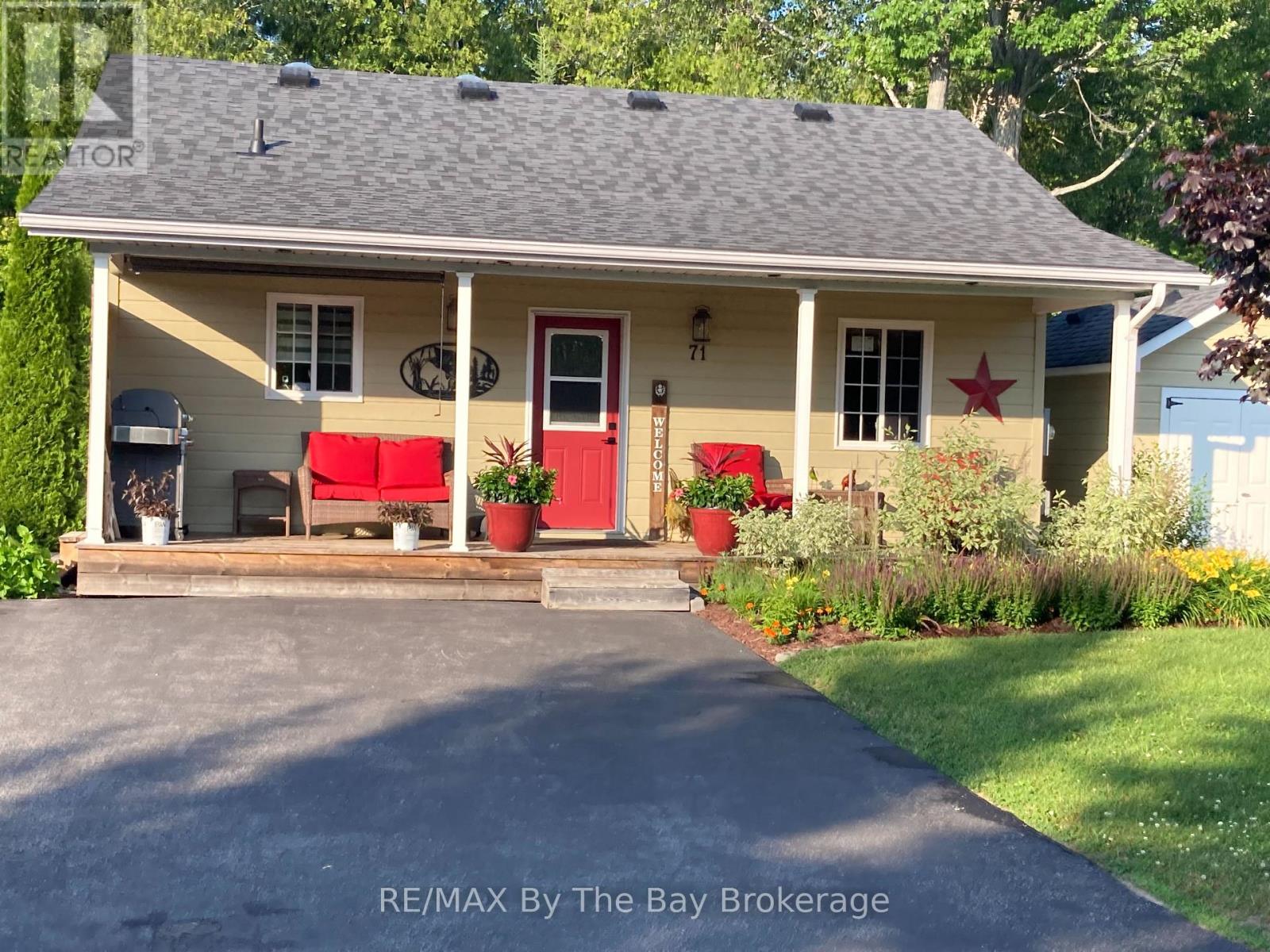 71 MADAWASKA TRAIL, Wasaga Beach, Ontario