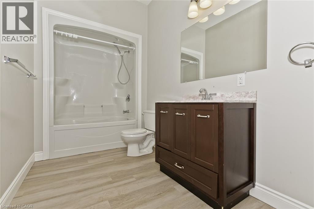200 Regatta Drive, Welland, Ontario  L3B 6E8 - Photo 33 - 40770310