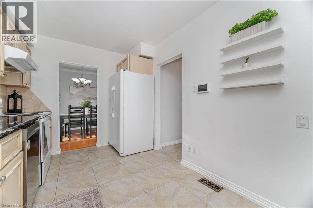 2295 Barclay Road, Burlington, Ontario  L7R 2B7 - Photo 18 - 40772531