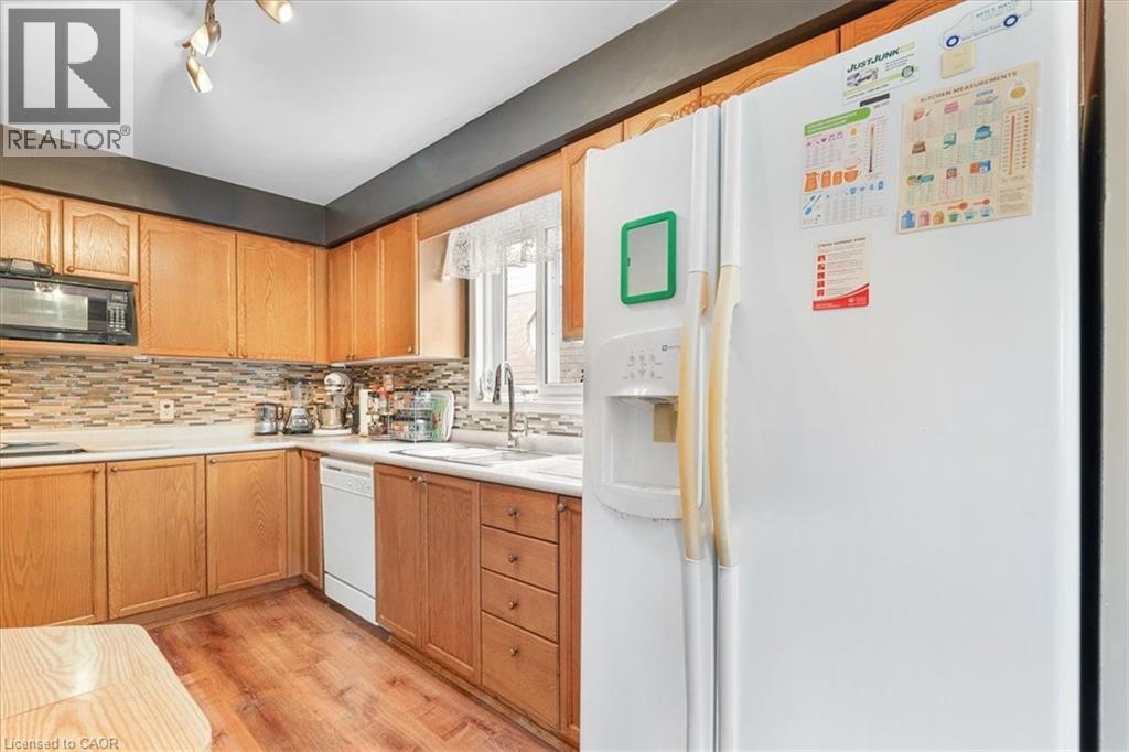 75 Marisa Street, Kitchener, Ontario  N2K 3V8 - Photo 11 - 40772300