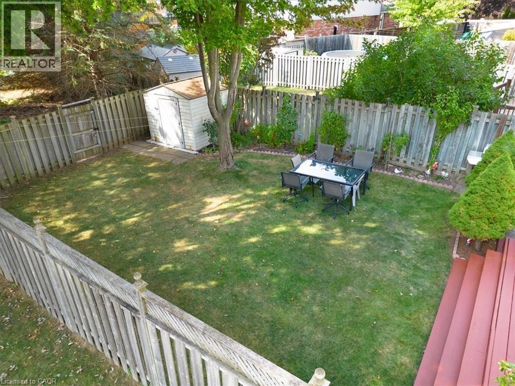 75 Marisa Street, Kitchener, Ontario  N2K 3V8 - Photo 4 - 40772300