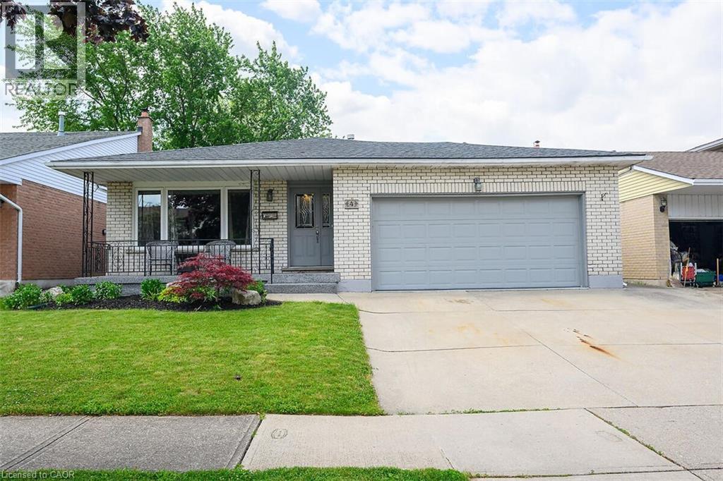 4 Bing Crescent, Stoney Creek, Ontario  L8E 3Z4 - Photo 2 - 40772684