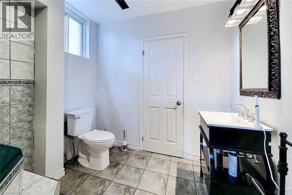 2 Silverton Drive, Hamilton, Ontario  L8W 3G3 - Photo 20 - 40770261