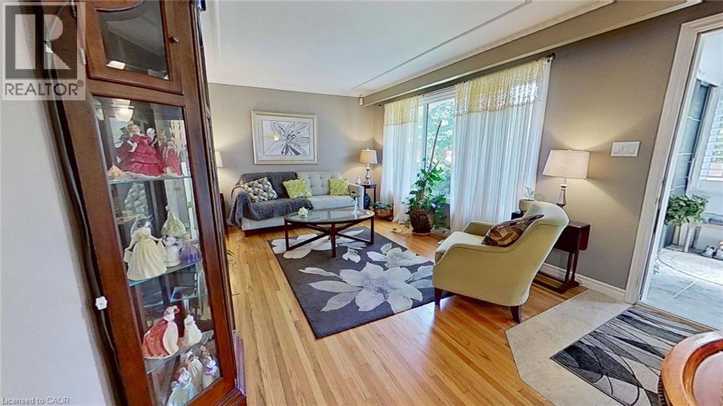 27 Hepburn Avenue, St. Thomas, Ontario  N5R 4J4 - Photo 11 - 40770806