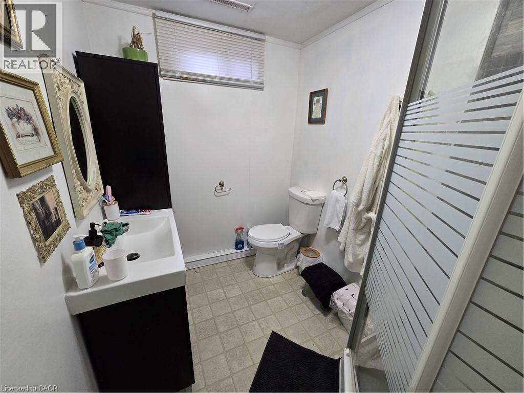 27 Hepburn Avenue, St. Thomas, Ontario  N5R 4J4 - Photo 26 - 40770806