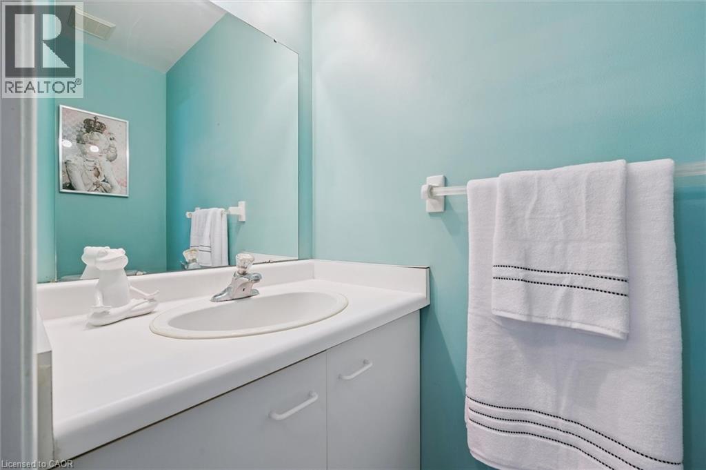 219 Kingswood Drive Unit# 41, Kitchener, Ontario  N2E 3J5 - Photo 13 - 40764788