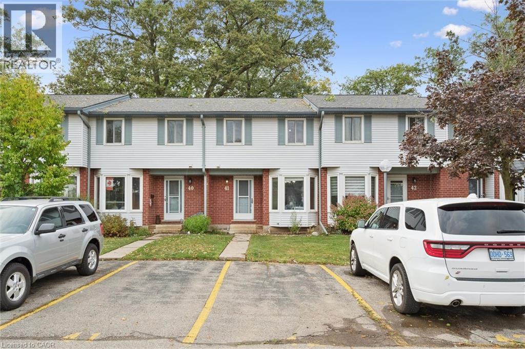 219 Kingswood Drive Unit# 41, Kitchener, Ontario  N2E 3J5 - Photo 2 - 40764788