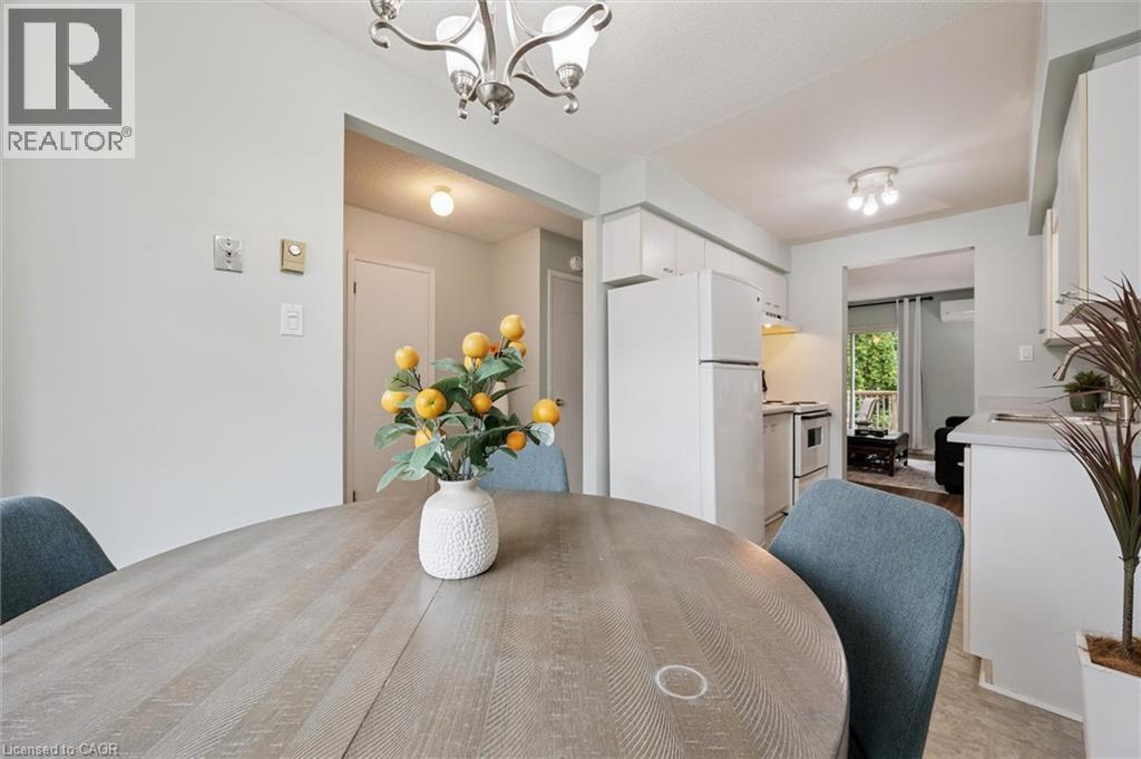219 Kingswood Drive Unit# 41, Kitchener, Ontario  N2E 3J5 - Photo 6 - 40764788