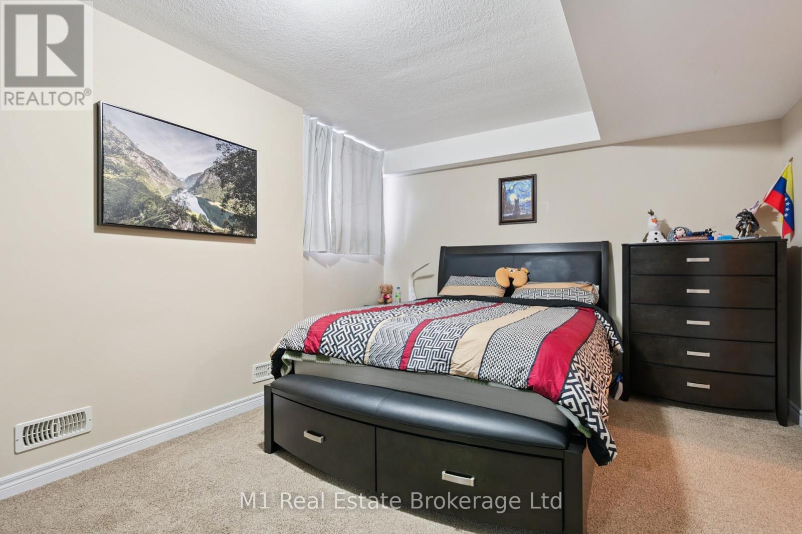 626a Woodlawn Road E, Guelph, Ontario  N1E 0K4 - Photo 16 - X12421709