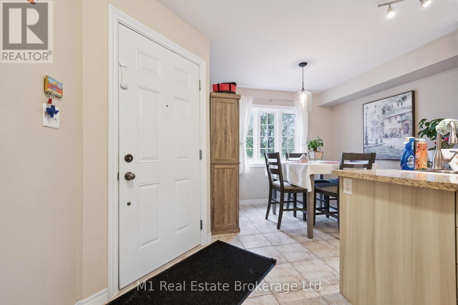 626a Woodlawn Road E, Guelph, Ontario  N1E 0K4 - Photo 6 - X12421709