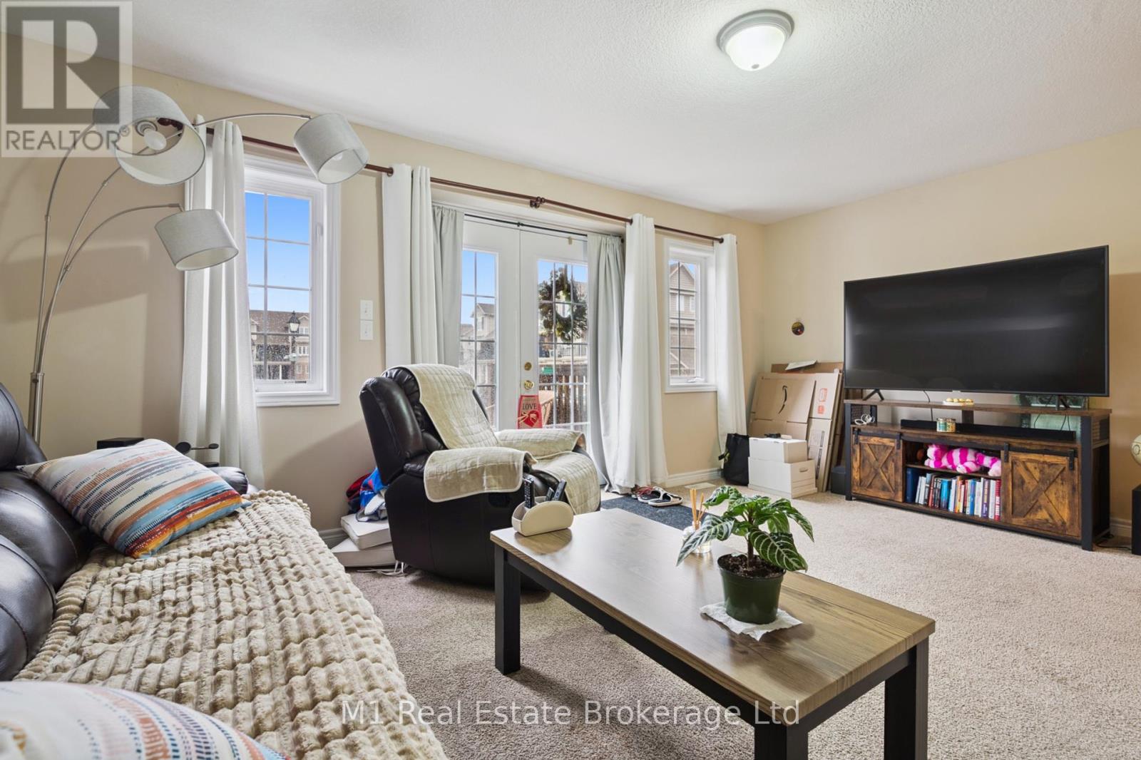 626a Woodlawn Road E, Guelph, Ontario  N1E 0K4 - Photo 7 - X12421709