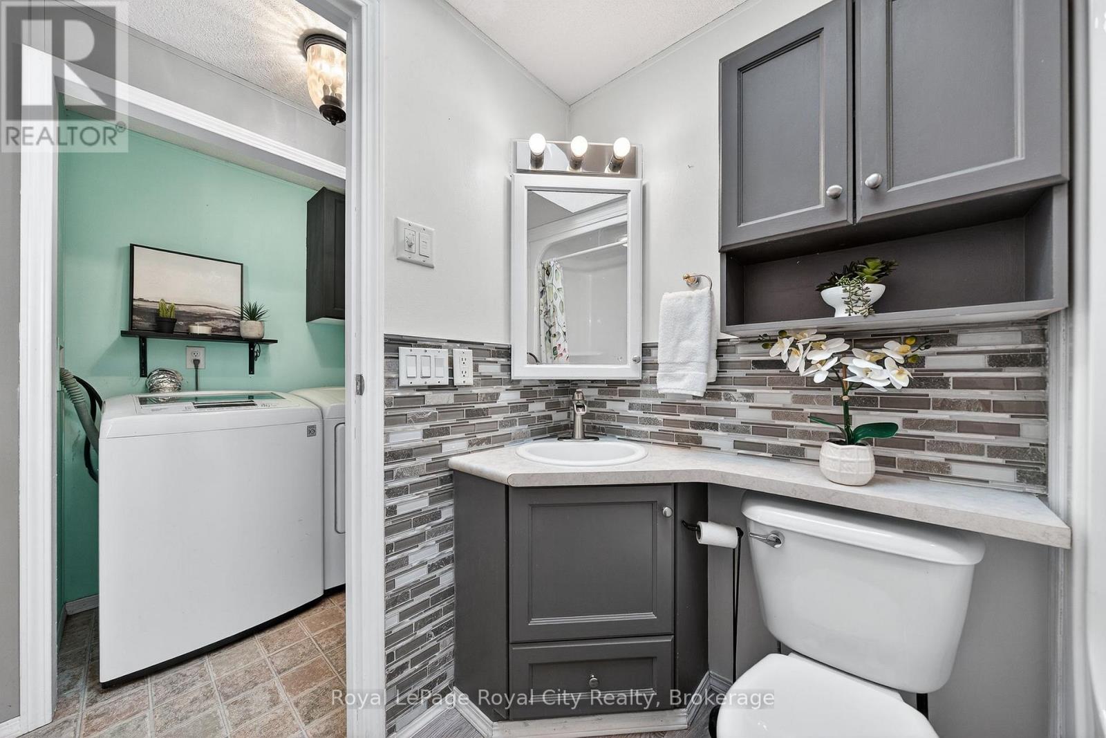 6 Water (Pvt) Street, Puslinch, Ontario  N1H 6H9 - Photo 18 - X12422338