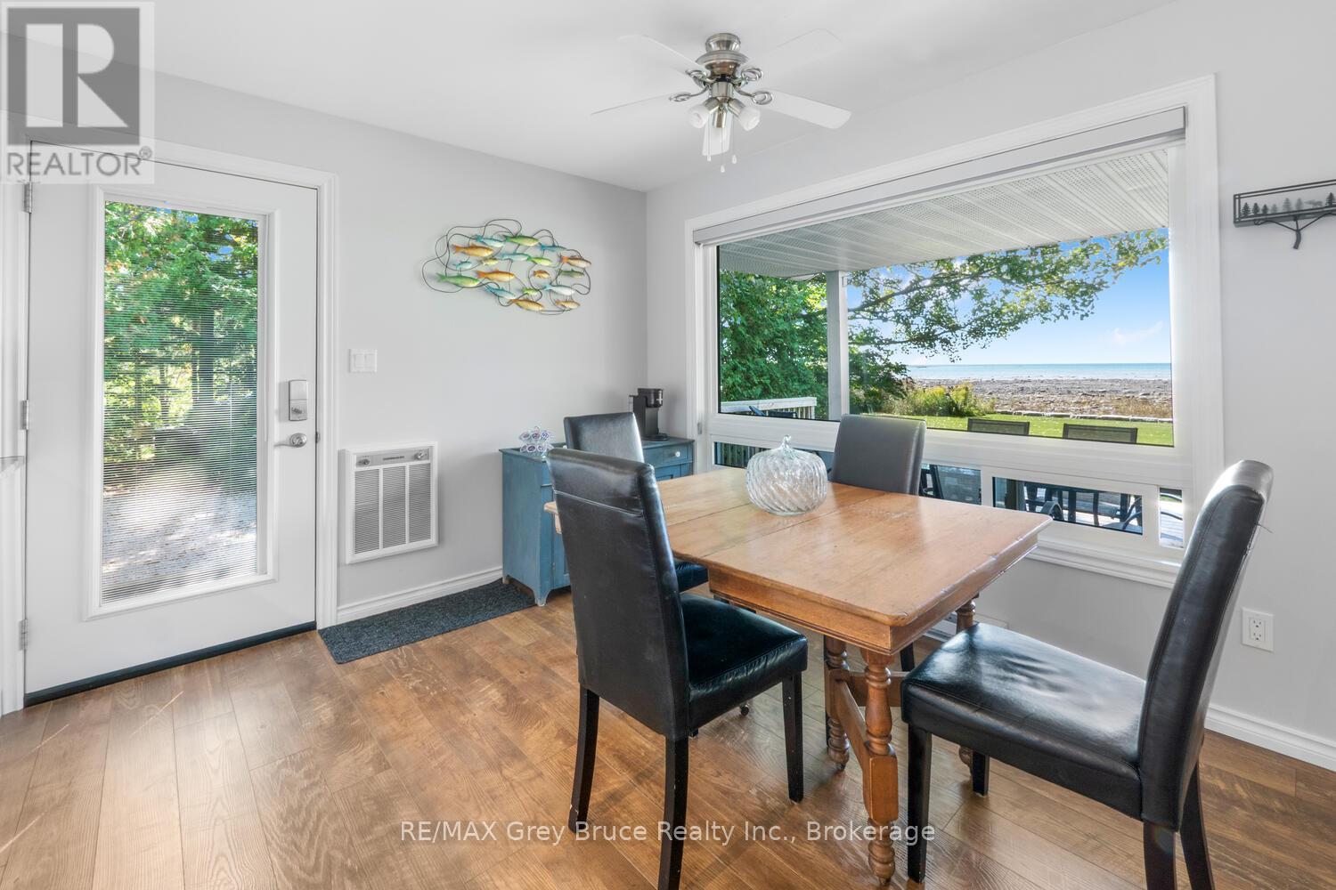 1208 Sunset Drive, South Bruce Peninsula, Ontario  N0H 2T0 - Photo 13 - X12422953