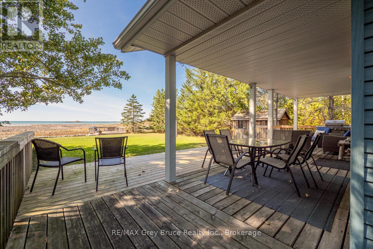 1208 Sunset Drive, South Bruce Peninsula, Ontario  N0H 2T0 - Photo 28 - X12422953
