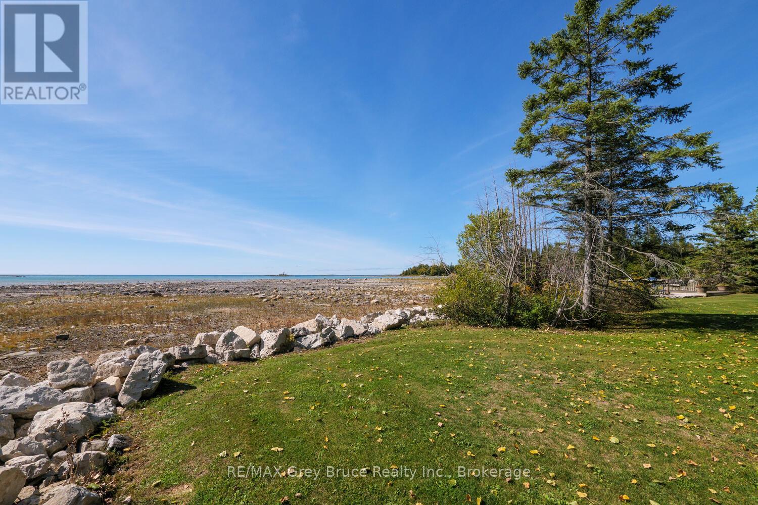 1208 Sunset Drive, South Bruce Peninsula, Ontario  N0H 2T0 - Photo 34 - X12422953