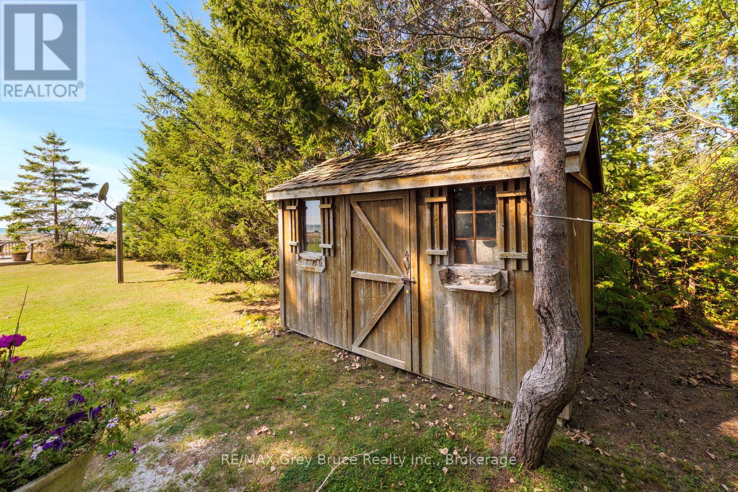 1208 Sunset Drive, South Bruce Peninsula, Ontario  N0H 2T0 - Photo 43 - X12422953