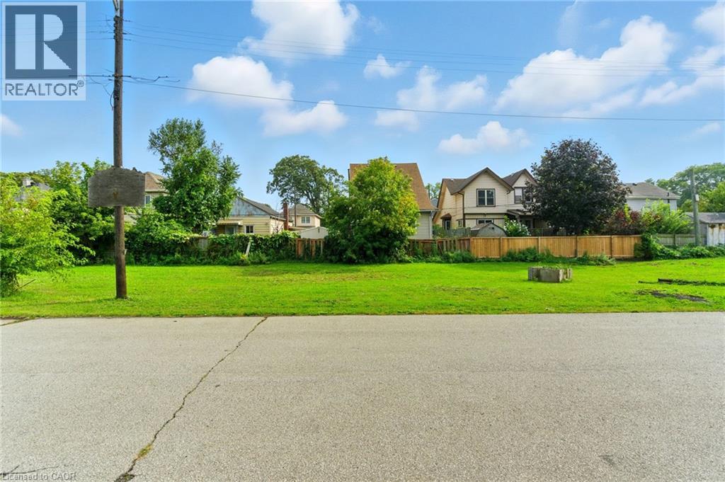 11 Knapmans Drive, Hamilton, Ontario  L8H 7E8 - Photo 8 - 40773065