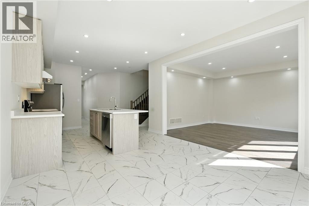 421 Barker Parkway, Thorold, Ontario  L2V 0K7 - Photo 13 - 40772985