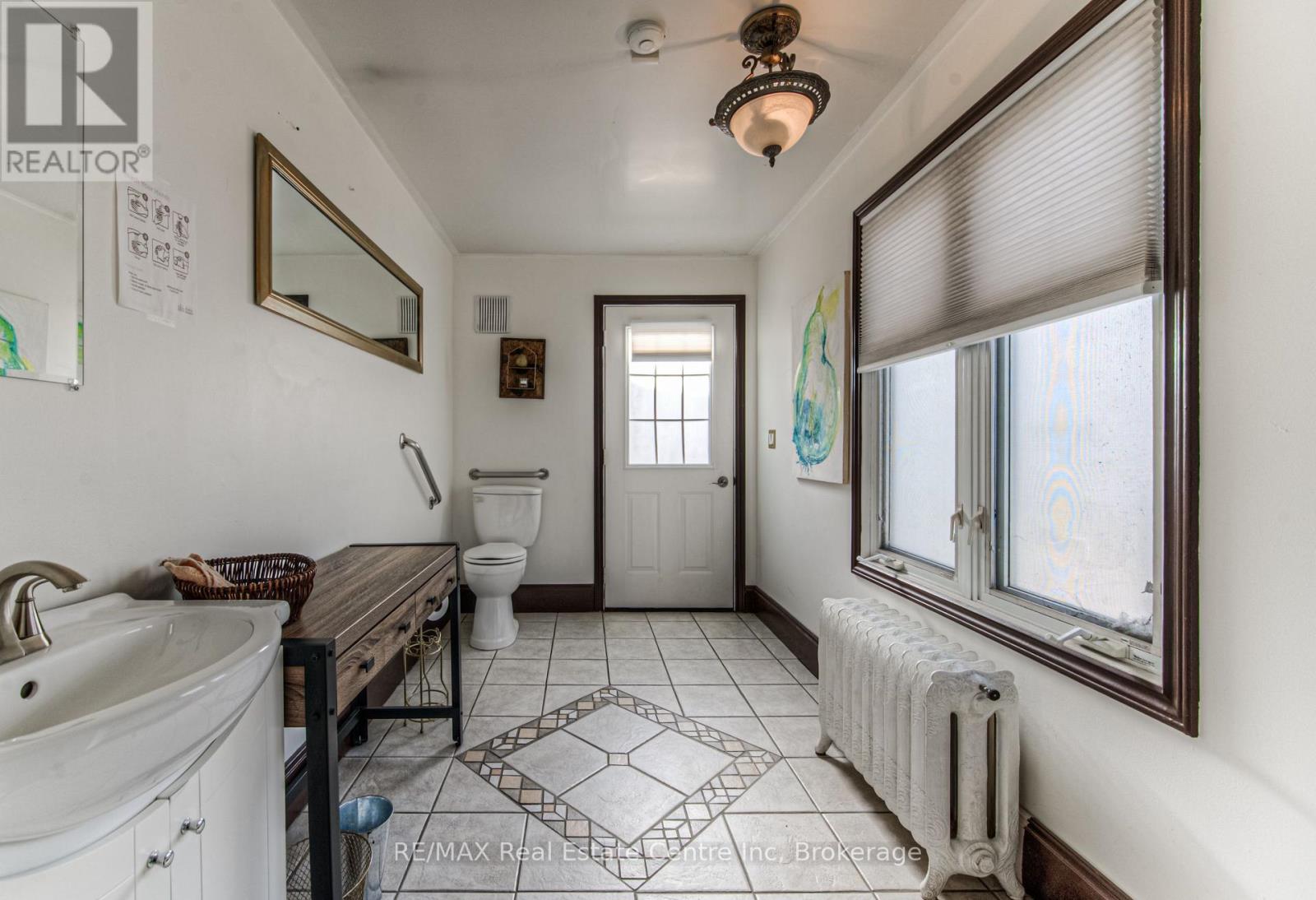 390 Main Street W, North Perth, Ontario  N4W 1A4 - Photo 12 - X12426255