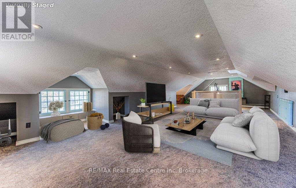 390 Main Street W, North Perth, Ontario  N4W 1A4 - Photo 32 - X12426255