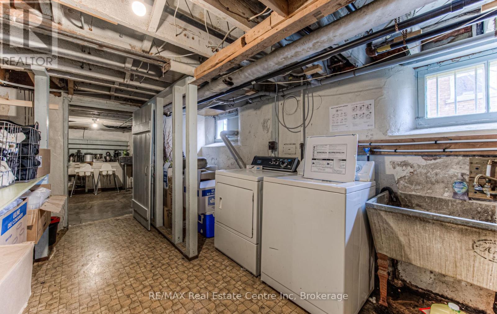 390 Main Street W, North Perth, Ontario  N4W 1A4 - Photo 34 - X12426255