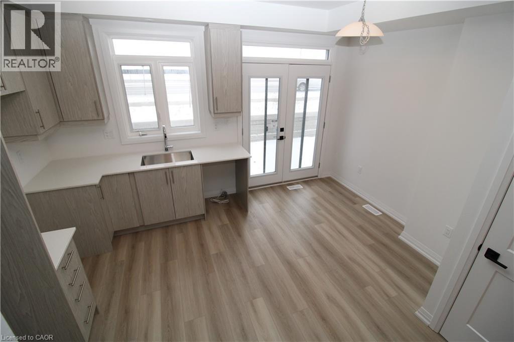 55 Tom Brown Drive Unit# 2, Paris, Ontario  N3L 0N5 - Photo 7 - 40773166