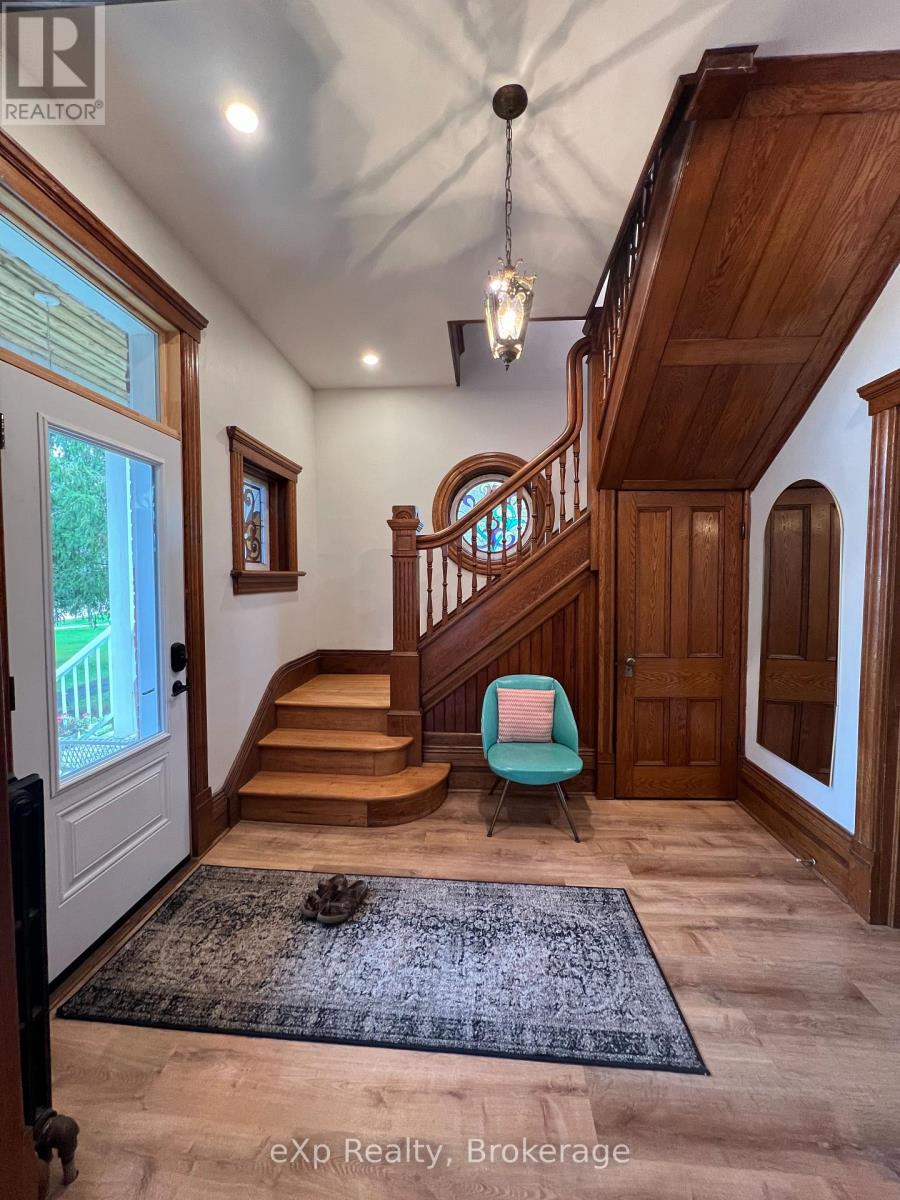 703 Frank Street, South Bruce Peninsula, Ontario  N0H 2T0 - Photo 1 - X12431420