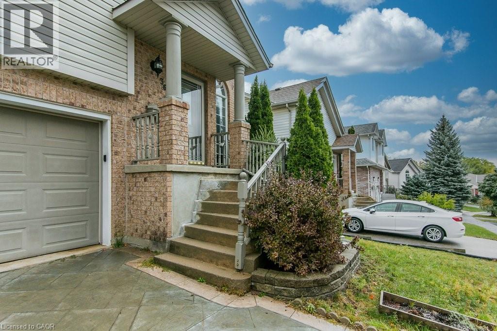 36 Dunnigan Drive, Kitchener, Ontario  N2B 3W5 - Photo 3 - 40774139
