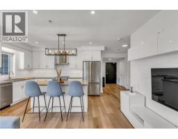 247 GREY SILO Road Unit# 102, Waterloo, Ontario