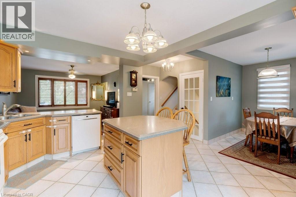 275 Montrose Avenue, Hamilton, Ontario  L8K 4Z5 - Photo 4 - 40774066