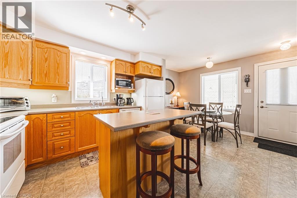 32 Water Street Pvt, Puslinch, Ontario  N1H 6H9 - Photo 12 - 40773659