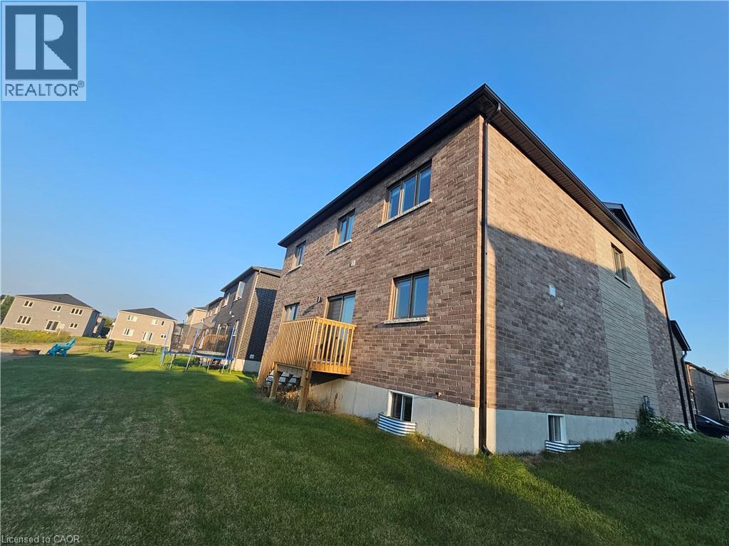 23 Tulip Crescent, Simcoe, Ontario  N3Y 0G9 - Photo 3 - 40774461
