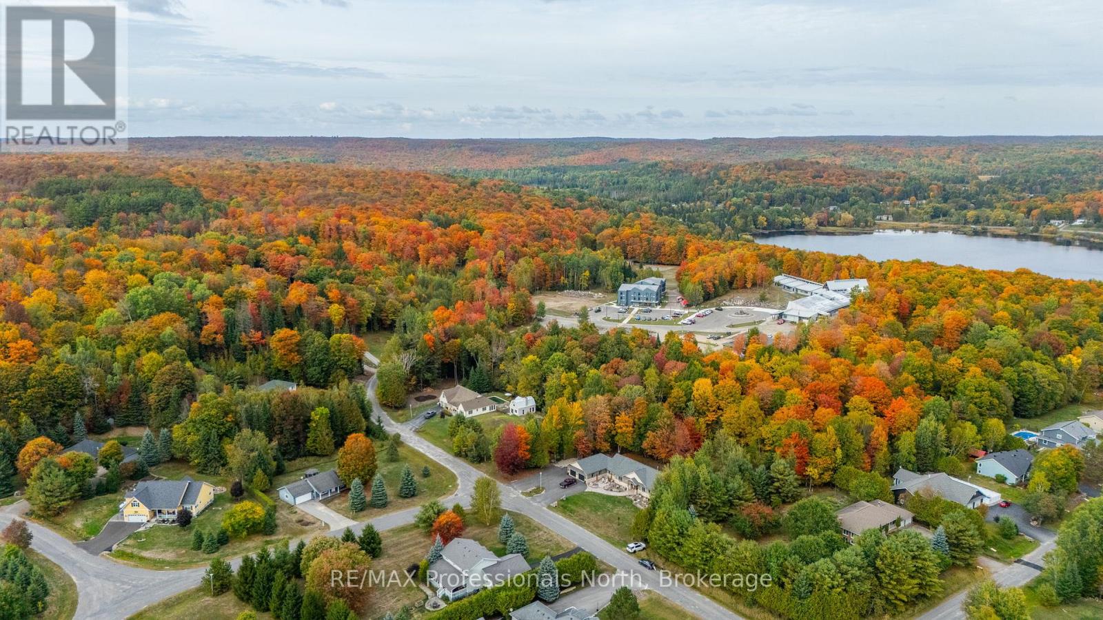 13 Glebe Road, Dysart Et Al, Ontario  K0M 1S0 - Photo 49 - X12432351