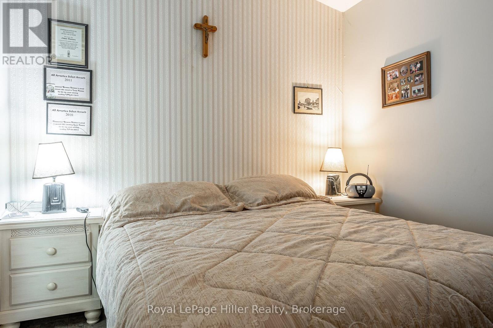 8 - 300 John Street S, Stratford, Ontario  N5A 7V5 - Photo 19 - X12432695