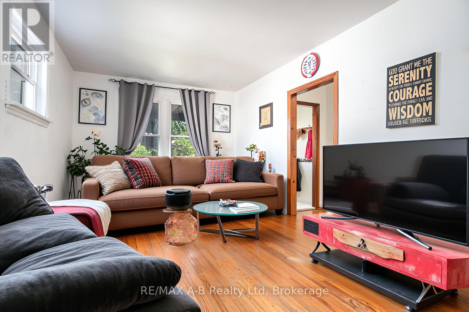 83 East Gore Street, Stratford, Ontario  N5A 3X4 - Photo 12 - X12434712