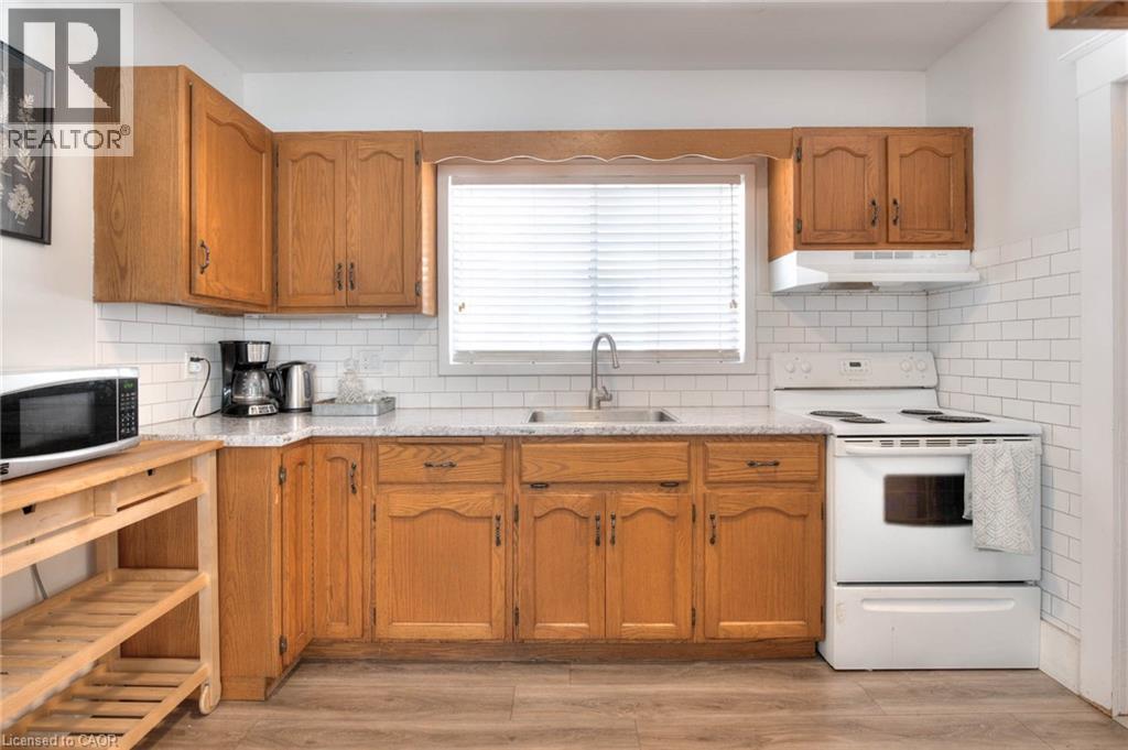 50 Walnut Street, Kitchener, Ontario  N2G 1P6 - Photo 9 - 40774432