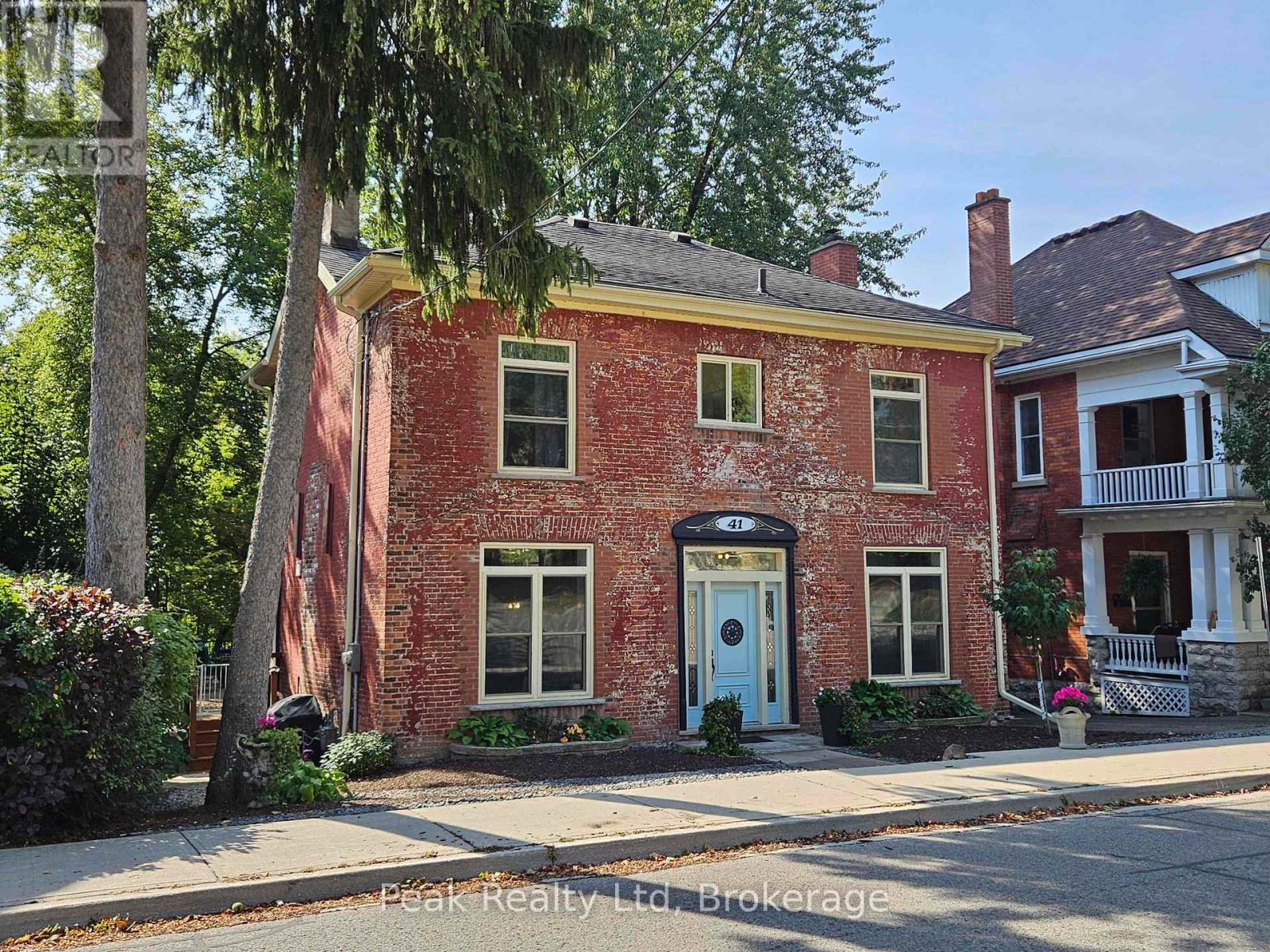 41 DOUGLAS STREET, Stratford, Ontario