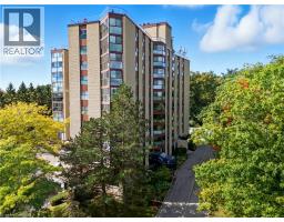 20 BERKLEY Road Unit# 702, Cambridge, Ontario
