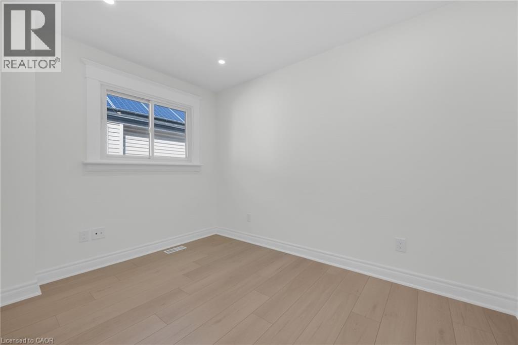 229 Geneva Street Unit# 2, St. Catharines, Ontario  L2R 4R1 - Photo 4 - 40775307