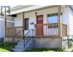 196 WEIR Street N, Hamilton, Ontario