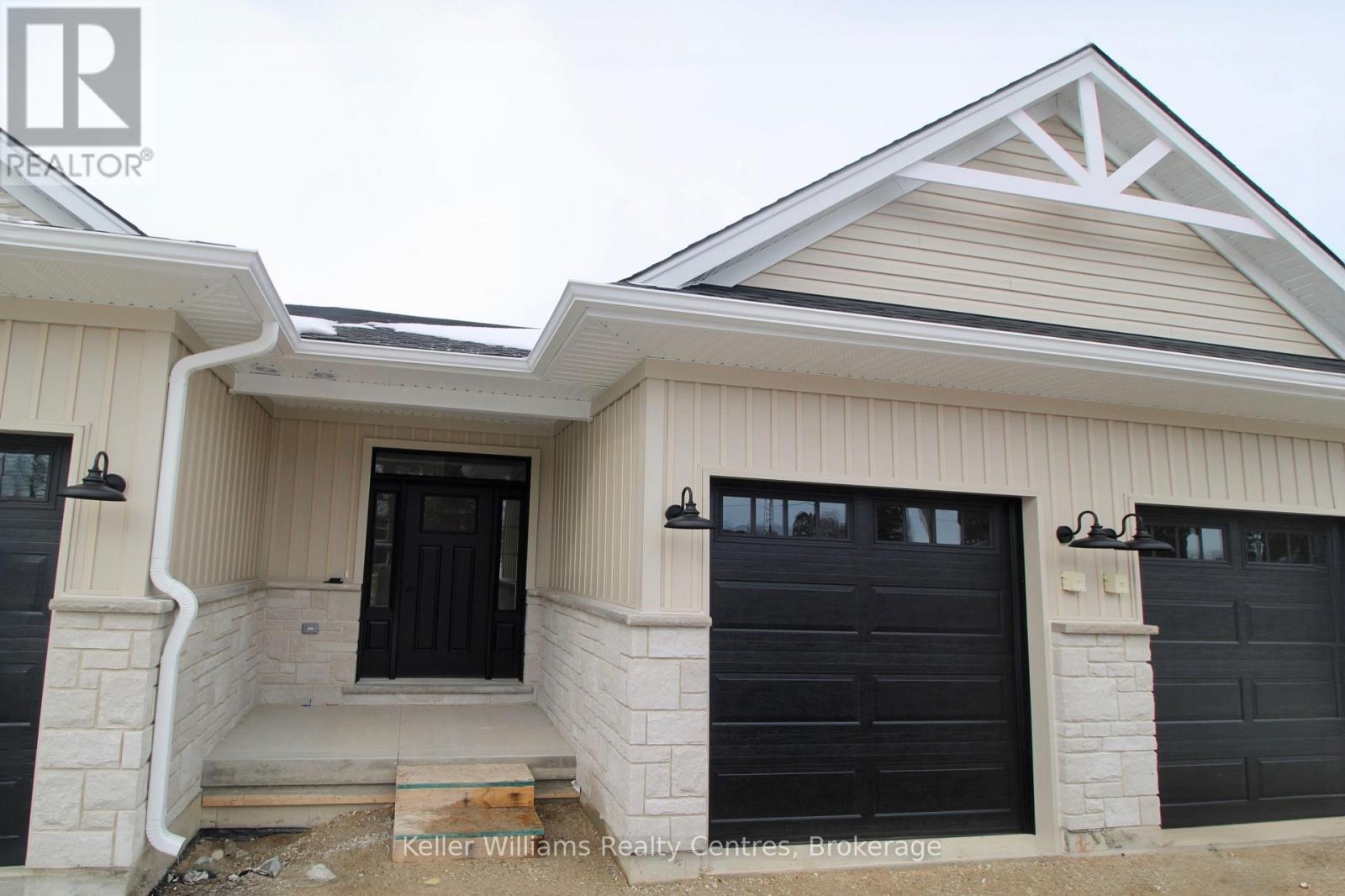 #2 260 7TH STREET, Hanover, Ontario