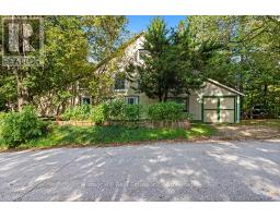 15 HILL STREET, Grey Highlands, Ontario