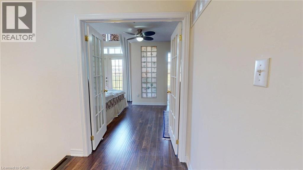 206 Springstead Avenue, Stoney Creek, Ontario  L8E 6E8 - Photo 10 - 40774991