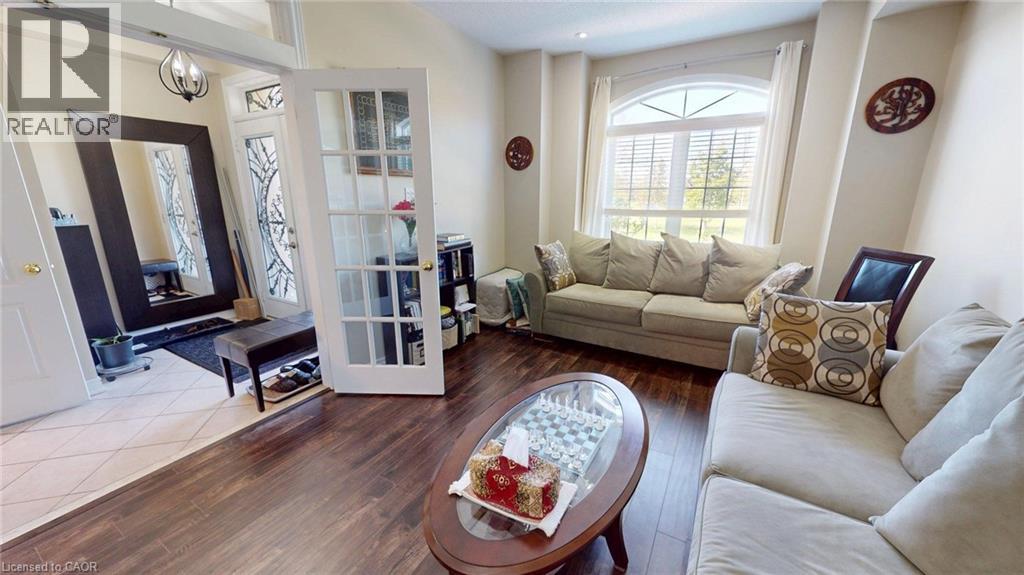 206 Springstead Avenue, Stoney Creek, Ontario  L8E 6E8 - Photo 3 - 40774991